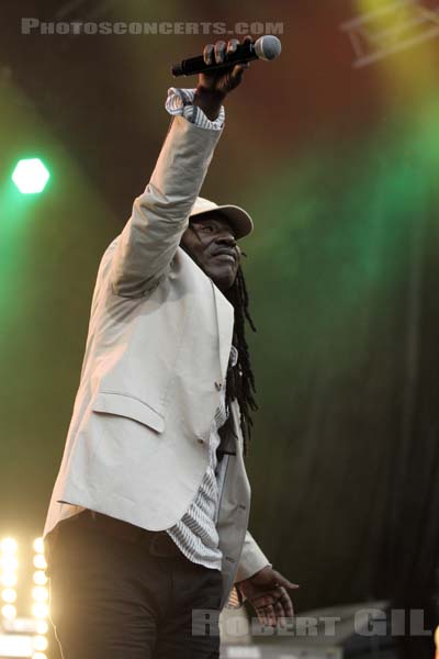 ALPHA BLONDY - 2011-05-10 - PARIS - Place de la Bastille - 